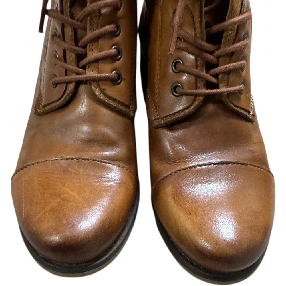 Tara M Leena Leather & Suede Lace Up Zip Ankle Boots Women's Size 39 Euro
8.5 US - Picture 5 of 7